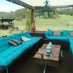 The Old Barn Luksusowa Stodola Z Calorocznym Jacuzzi Kominkiem I Widokiem Na Wzgorza I Dla 8-10 Osob Na Dolnym Slasku Min 2 Noce Ploczki Gorne