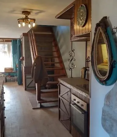 Apartment The Old Barn Luksusowa Stodola Z Calorocznym Jacuzzi Kominkiem I Widokiem Na Wzgorza I Dla 8-10 Osob Na Dolnym Slasku Min 2 Noce