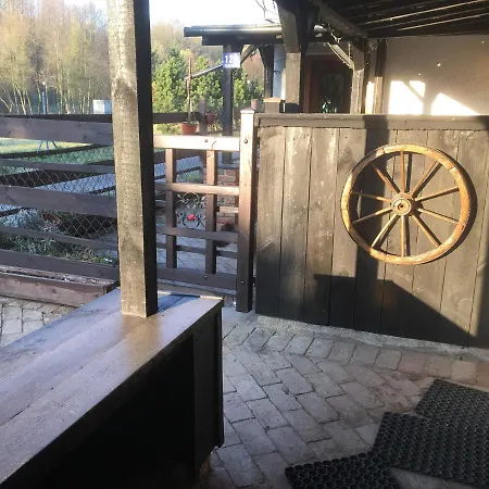 The Old Barn Luksusowa Stodola Z Calorocznym Jacuzzi Kominkiem I Widokiem Na Wzgorza I Dla 8-10 Osob Na Dolnym Slasku Min 2 Noce