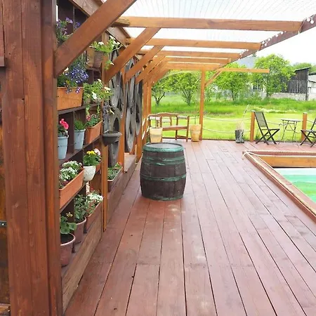 The Old Barn Luksusowa Stodola Z Calorocznym Jacuzzi Kominkiem I Widokiem Na Wzgorza I Dla 8-10 Osob Na Dolnym Slasku Min 2 Noce Ploczki Gorne