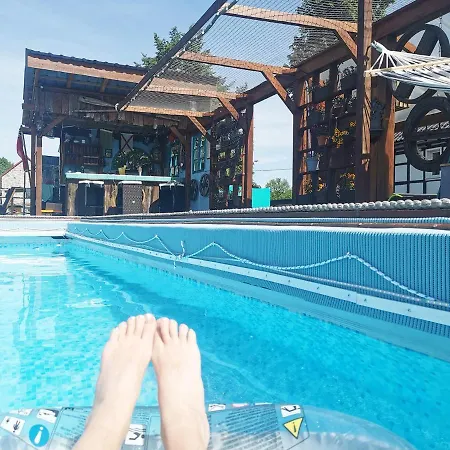 The Old Barn Luksusowa Stodola Z Calorocznym Jacuzzi Kominkiem I Widokiem Na Wzgorza I Dla 8-10 Osob Na Dolnym Slasku Min 2 Noce Ploczki Gorne