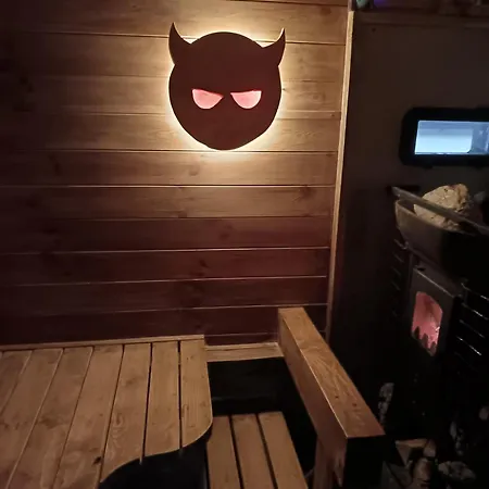 The Old Barn Zimowy Hit Jacuzzi Piecyk Dom Dla 8-10 Osob, Min 2 Noce شقة *