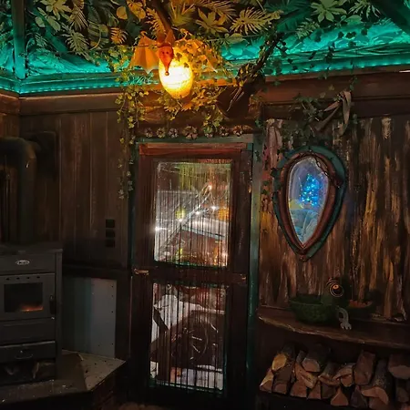 The Old Barn Luksusowa Stodola Z Calorocznym Jacuzzi Kominkiem I Widokiem Na Wzgorza I Las Dla 8-10 Osob Na Dolnym Slasku Min 2 Noce Apartment Ploczki Gorne