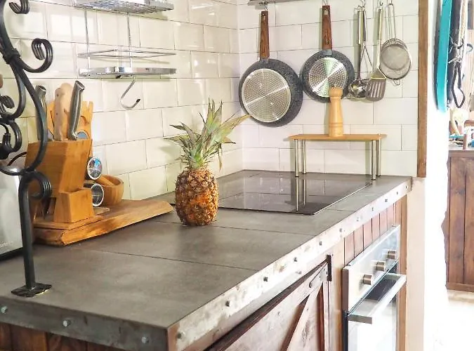 The Old Barn Luksusowa Stodola Z Calorocznym Jacuzzi Kominkiem I Widokiem Na Wzgorza I Las Dla 8-10 Osob Na Dolnym Slasku Min 2 Noce Apartment Ploczki Gorne