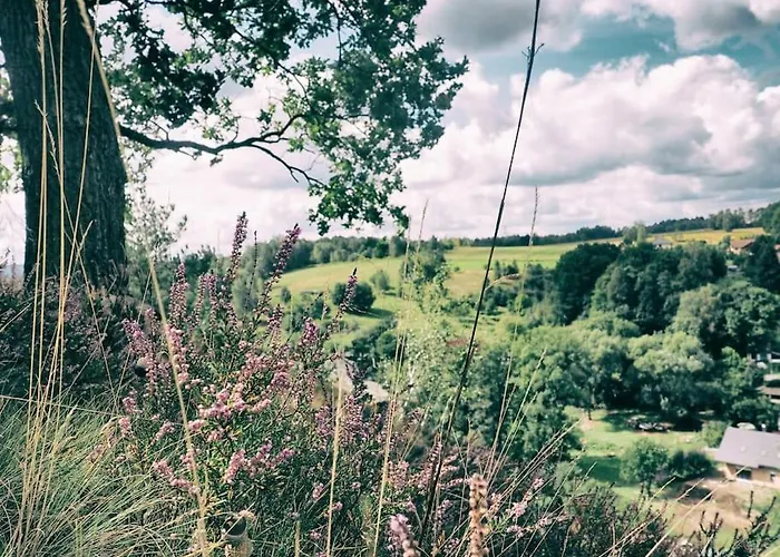 아파트 The Old Barn Luksusowa Stodola Z Calorocznym Jacuzzi Kominkiem I Widokiem Na Wzgorza I Las Dla 8-10 Osob Na Dolnym Slasku Min 2 Noce *