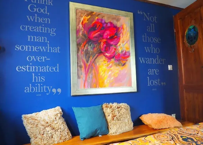 The Old Barn Luksusowa Stodola Z Calorocznym Jacuzzi Kominkiem I Widokiem Na Wzgorza I Las Dla 8-10 Osob Na Dolnym Slasku Min 2 Noce Apartment