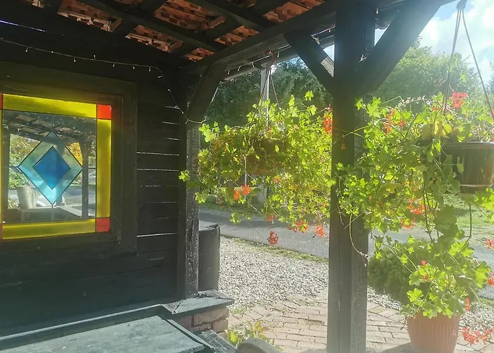 The Old Barn Luksusowa Stodola Z Calorocznym Jacuzzi Kominkiem I Widokiem Na Wzgorza I Las Dla 8-10 Osob Na Dolnym Slasku Min 2 Noce *