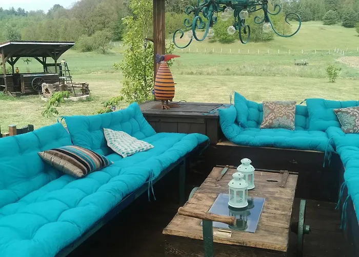 The Old Barn Luksusowa Stodola Z Calorocznym Jacuzzi Kominkiem I Widokiem Na Wzgorza I Las Dla 8-10 Osob Na Dolnym Slasku Min 2 Noce Ploczki Gorne