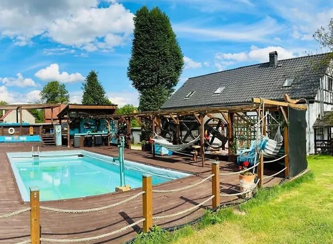 아파트 The Old Barn Luksusowa Stodola Z Calorocznym Jacuzzi Kominkiem I Widokiem Na Wzgorza I Las Dla 8-10 Osob Na Dolnym Slasku Min 2 Noce