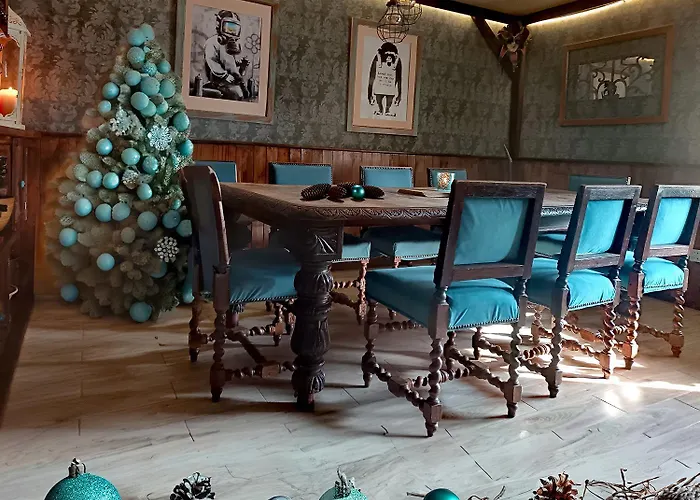 The Old Barn Luksusowa Stodola Z Calorocznym Jacuzzi Kominkiem I Widokiem Na Wzgorza I Las Dla 8-10 Osob Na Dolnym Slasku Min 2 Noce