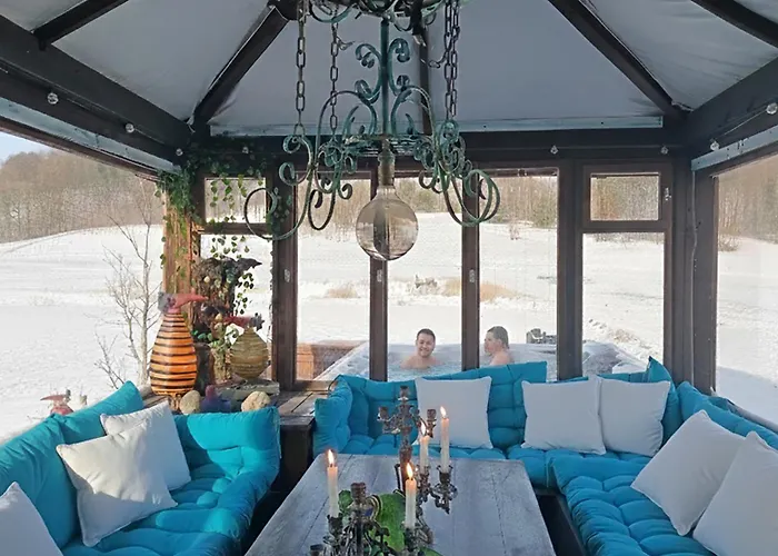 Apartment The Old Barn Luksusowa Stodola Z Calorocznym Jacuzzi Kominkiem I Widokiem Na Wzgorza I Las Dla 8-10 Osob Na Dolnym Slasku Min 2 Noce Ploczki Gorne